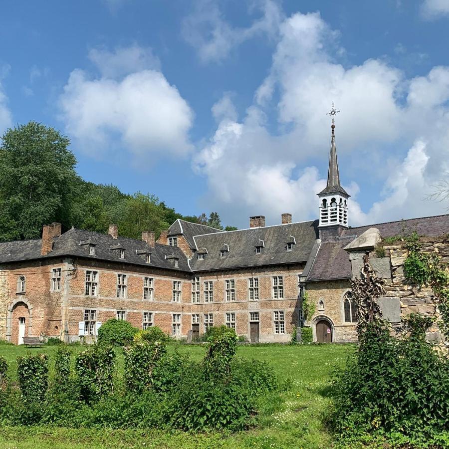 La Porterie De L'Abbaye De Marche Les Dames Namur Bagian luar foto